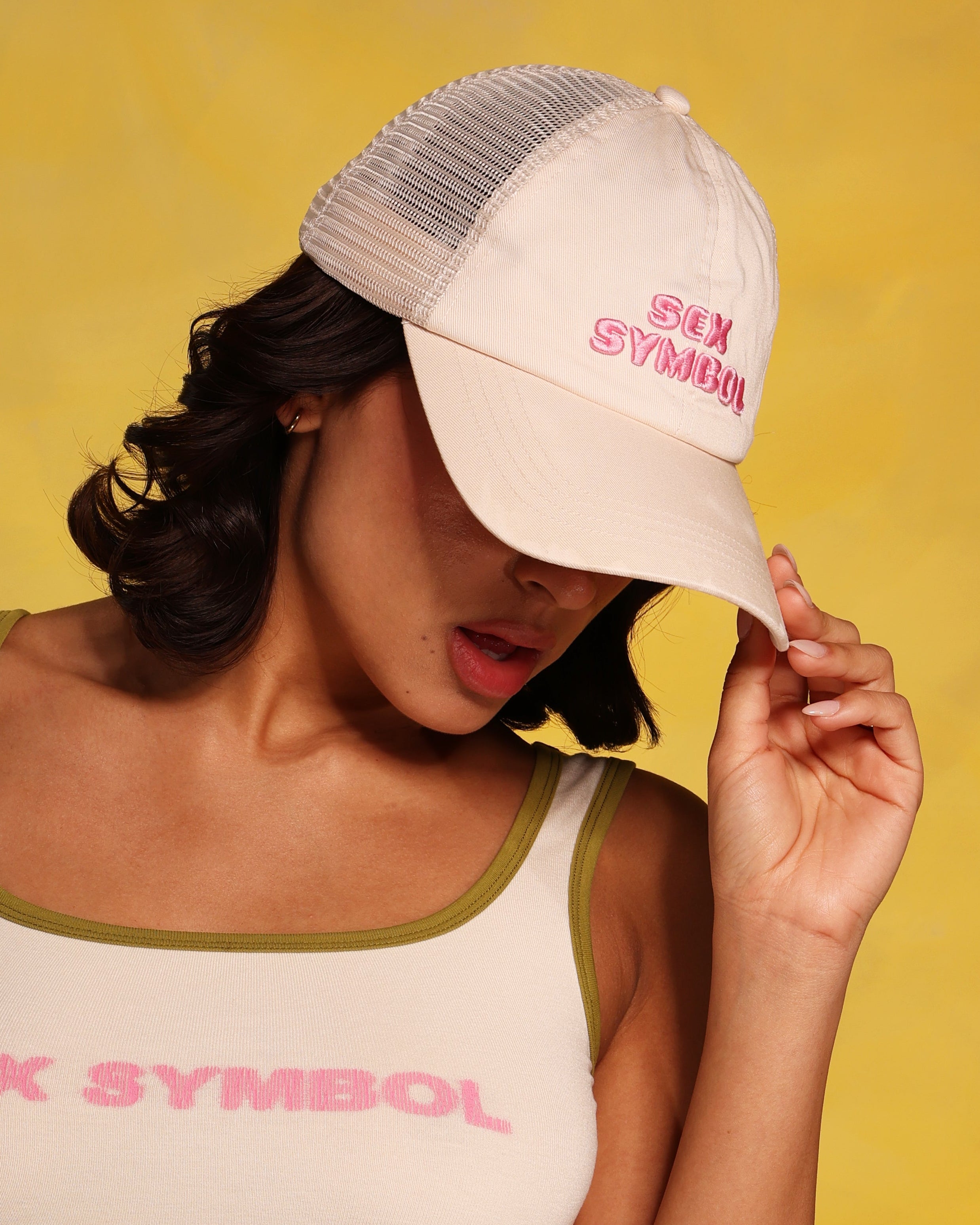 Sex Symbol Hat in Cream